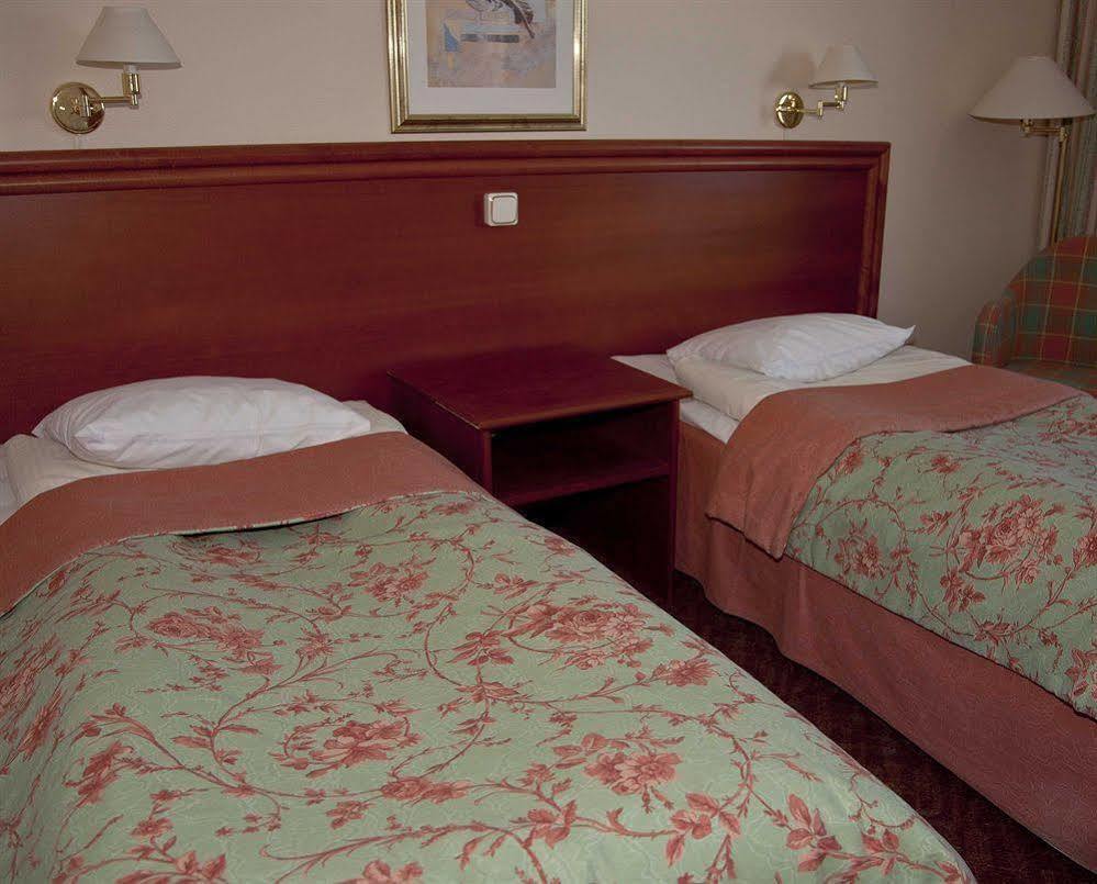 Karlskoga Hotell & Konferens エクステリア 写真